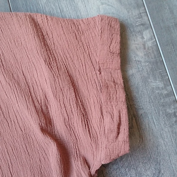 Böhme Crop Top Oversized with Ruffle Size S/M - Picture 3 of 9